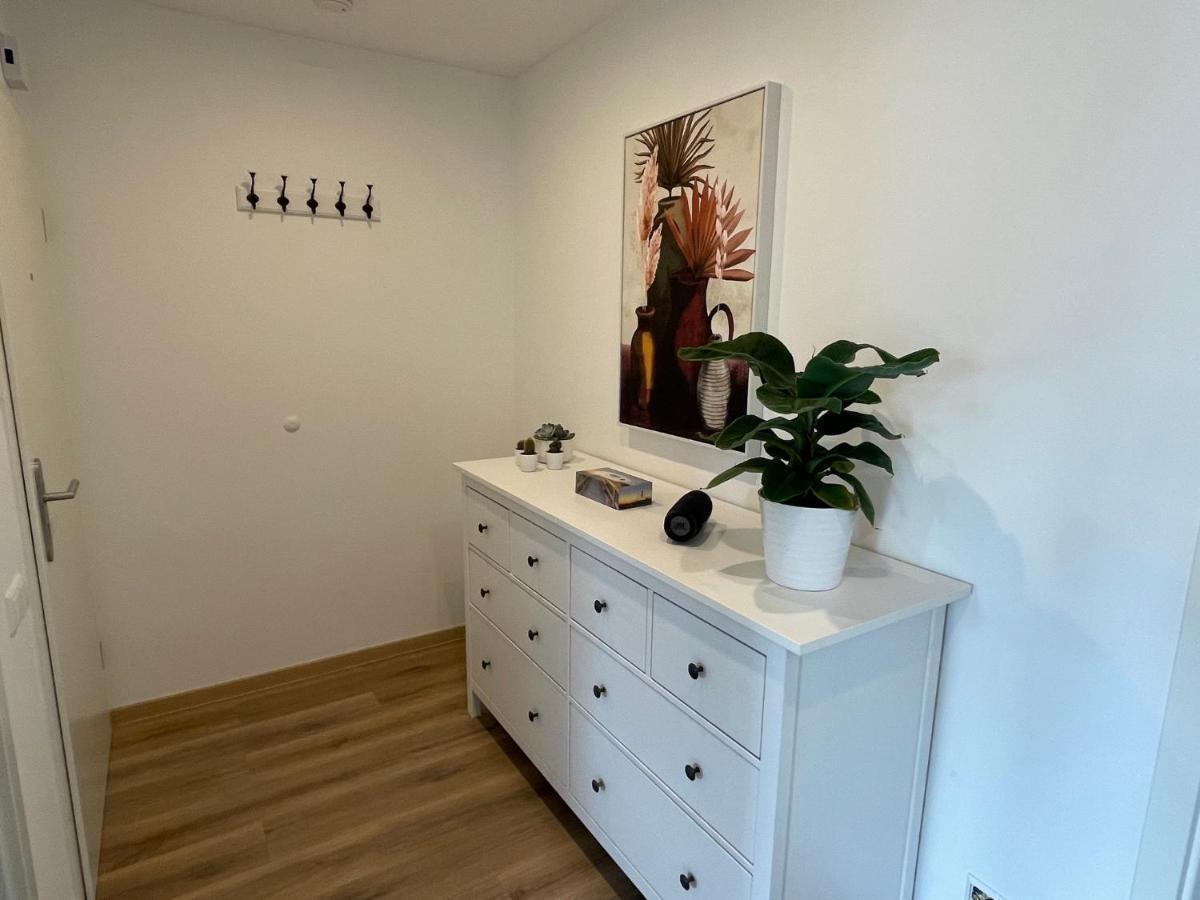 Neue Stilvolle 2-Zimmer Wohnung Im Zentrum Von Wolfsburg Dış mekan fotoğraf